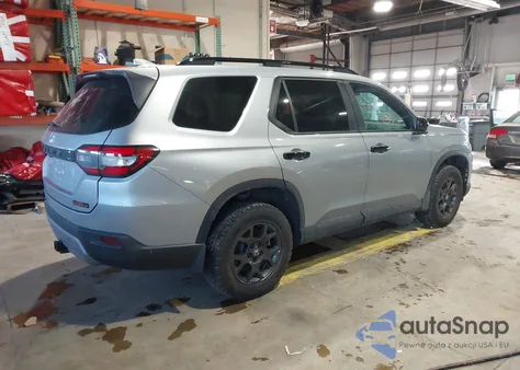 2025 Honda Pilot Trailsport из США, поврежденный, VIN 5FNYG1H68SB049836